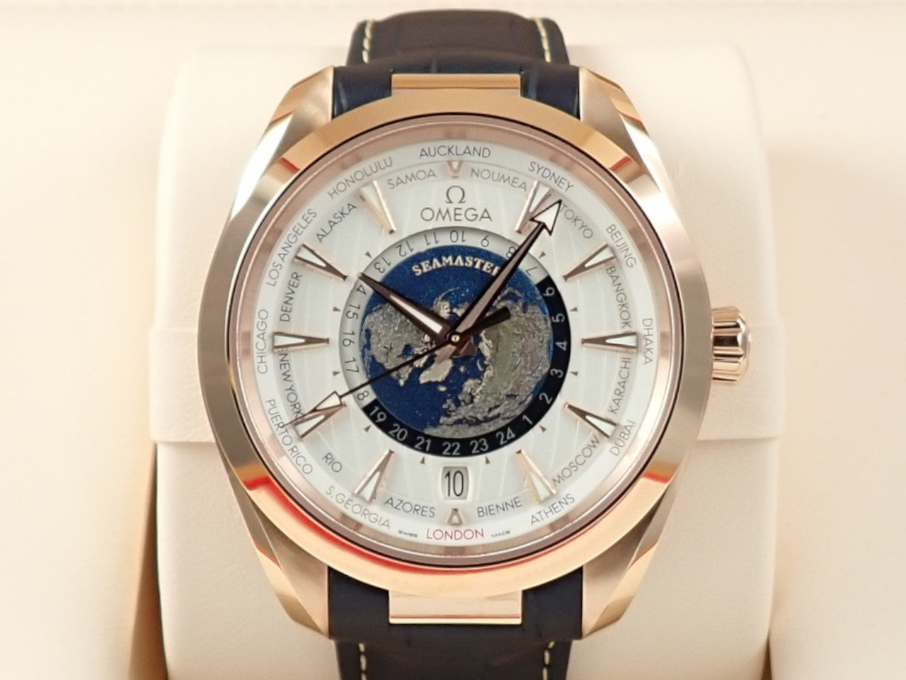 omega Seamaster Aqua Terra GMT Worldtimer Reference 220.53.43.22.02.001