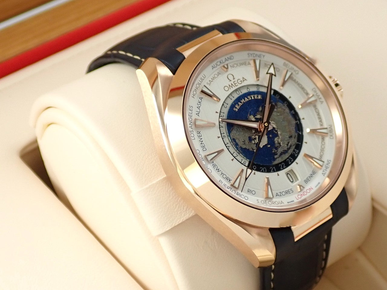 omega Seamaster Aqua Terra GMT Worldtimer Reference 220.53.43.22.02.001