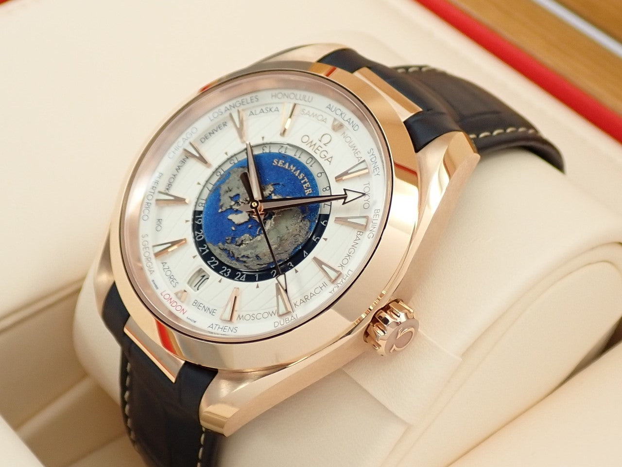 omega Seamaster Aqua Terra GMT Worldtimer Reference 220.53.43.22.02.001