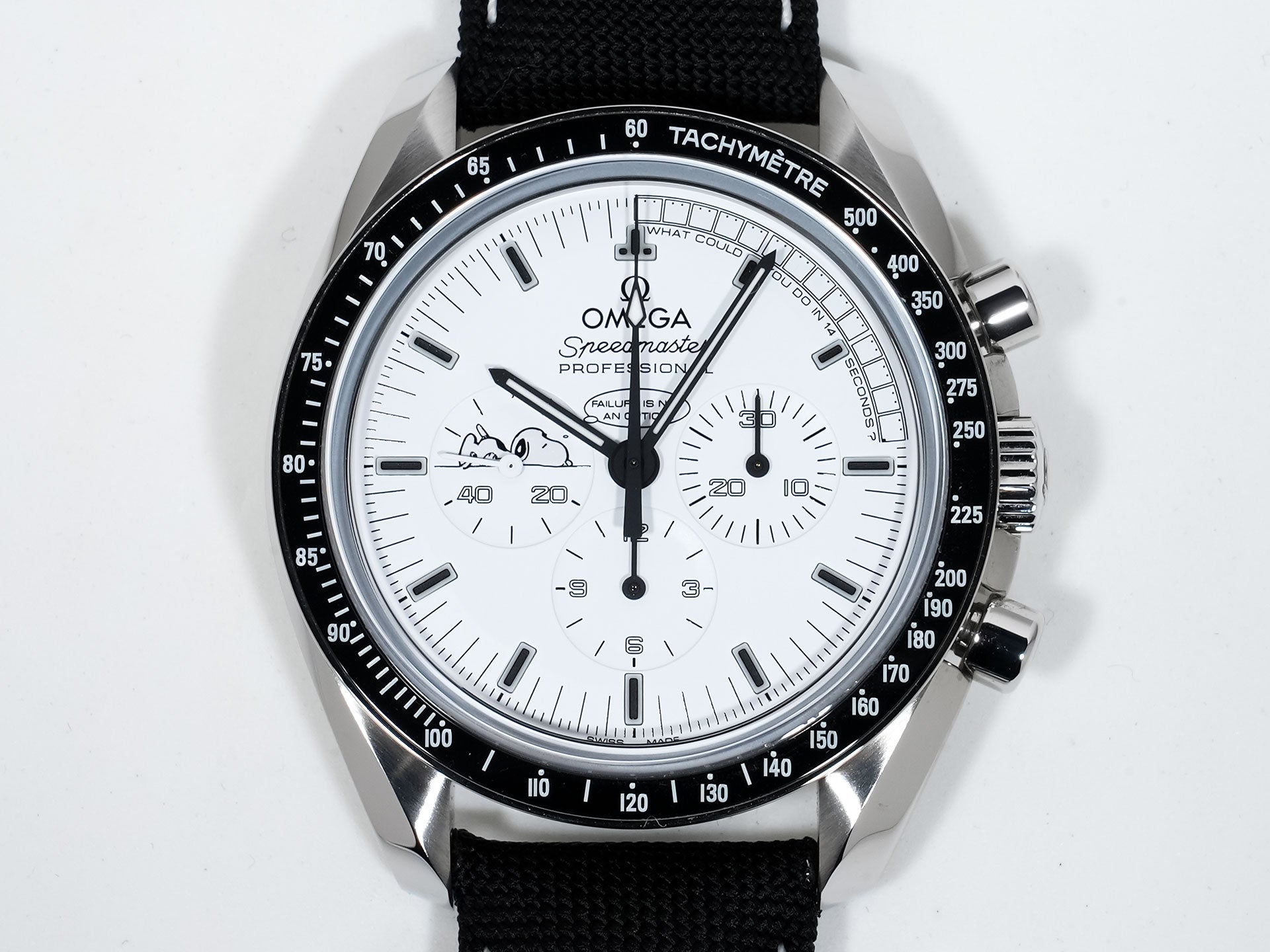 omega Speedmaster Snoopy Reference 311.32.42.30.04.003