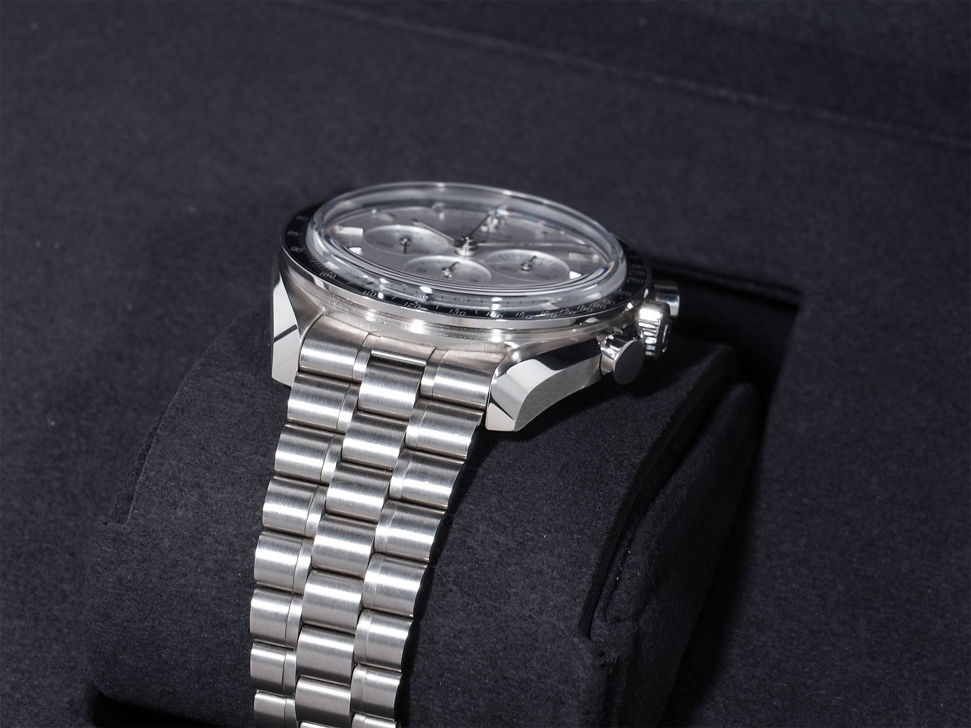 omega Speedmaster Moonwatch Professional Co-Axial Master Chronometer Chronograph 42mm Reference 310.60.42.50.02.001