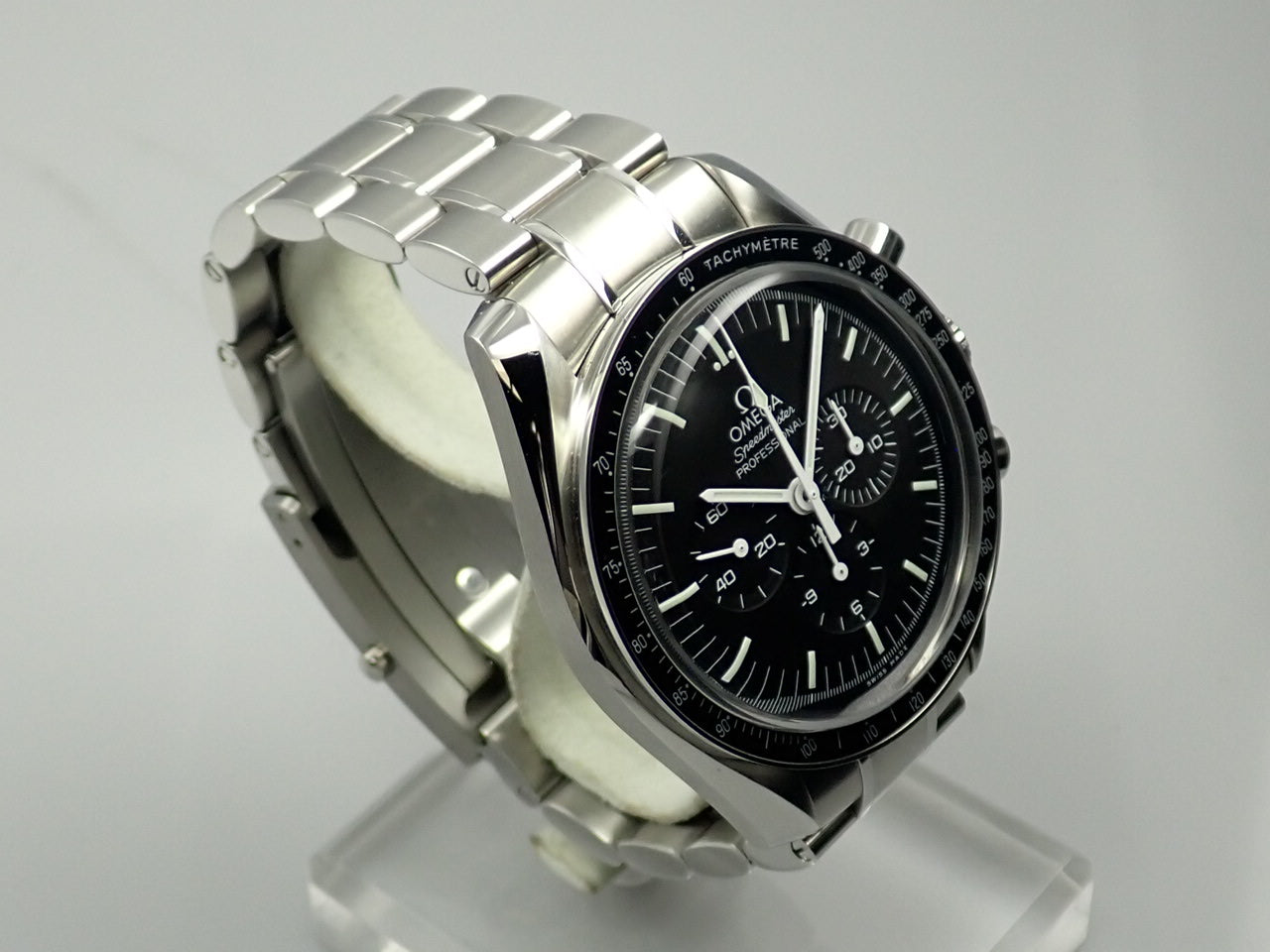 omega Speedmaster Moonwatch Professional Chronograph Reference 311.30.42.30.01.005
