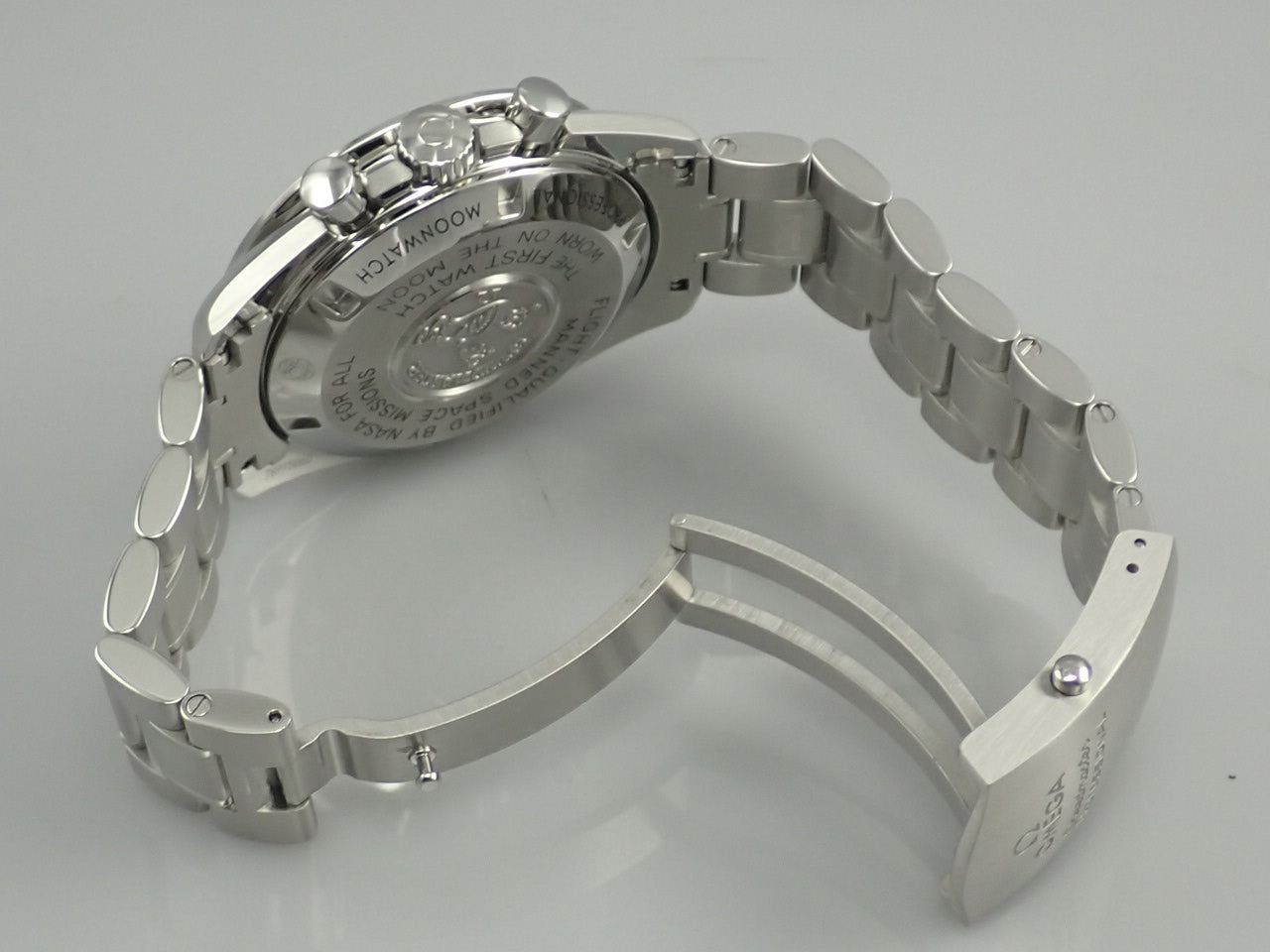 omega Speedmaster Moonwatch Professional Chronograph Reference 311.30.42.30.01.005