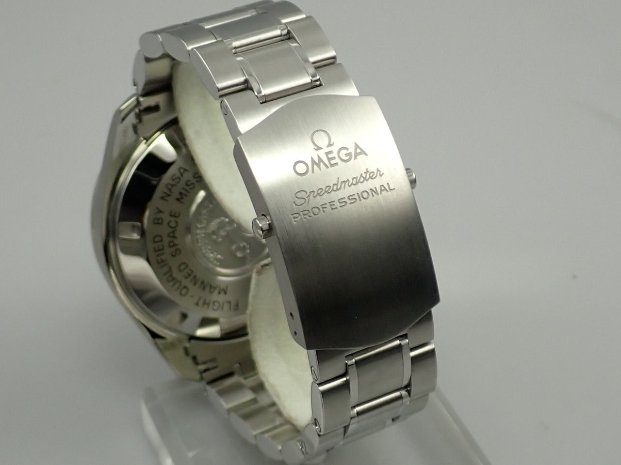 omega Speedmaster Moonwatch Professional Chronograph Reference 311.30.42.30.01.005