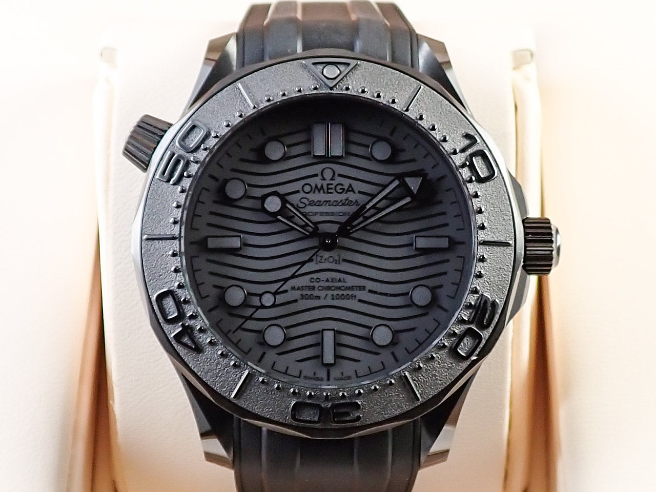 omega Seamaster 300 Master Co-Axial Reference 210.92.44.20.01.003