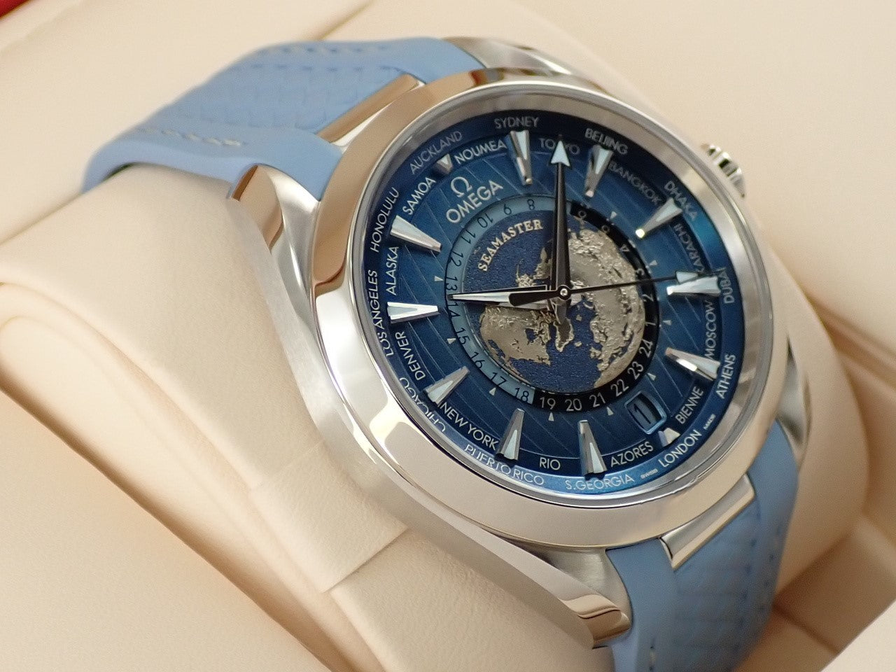 omega Seamaster Aqua Terra GMT Worldtimer Reference 220.12.43.22.03.002