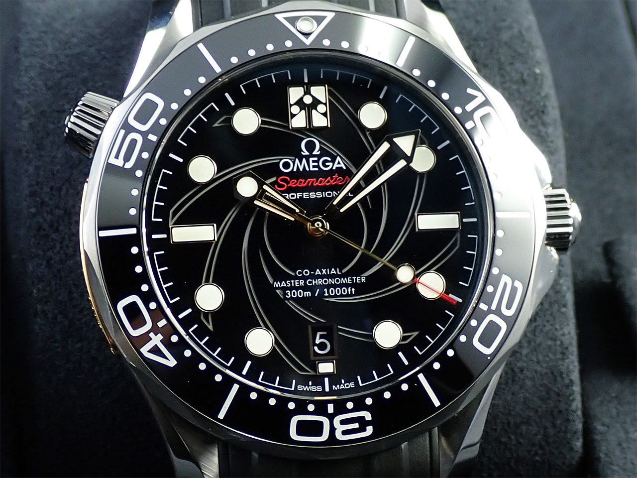 omega Seamaster 007 Reference 210.22.42.20.01.004