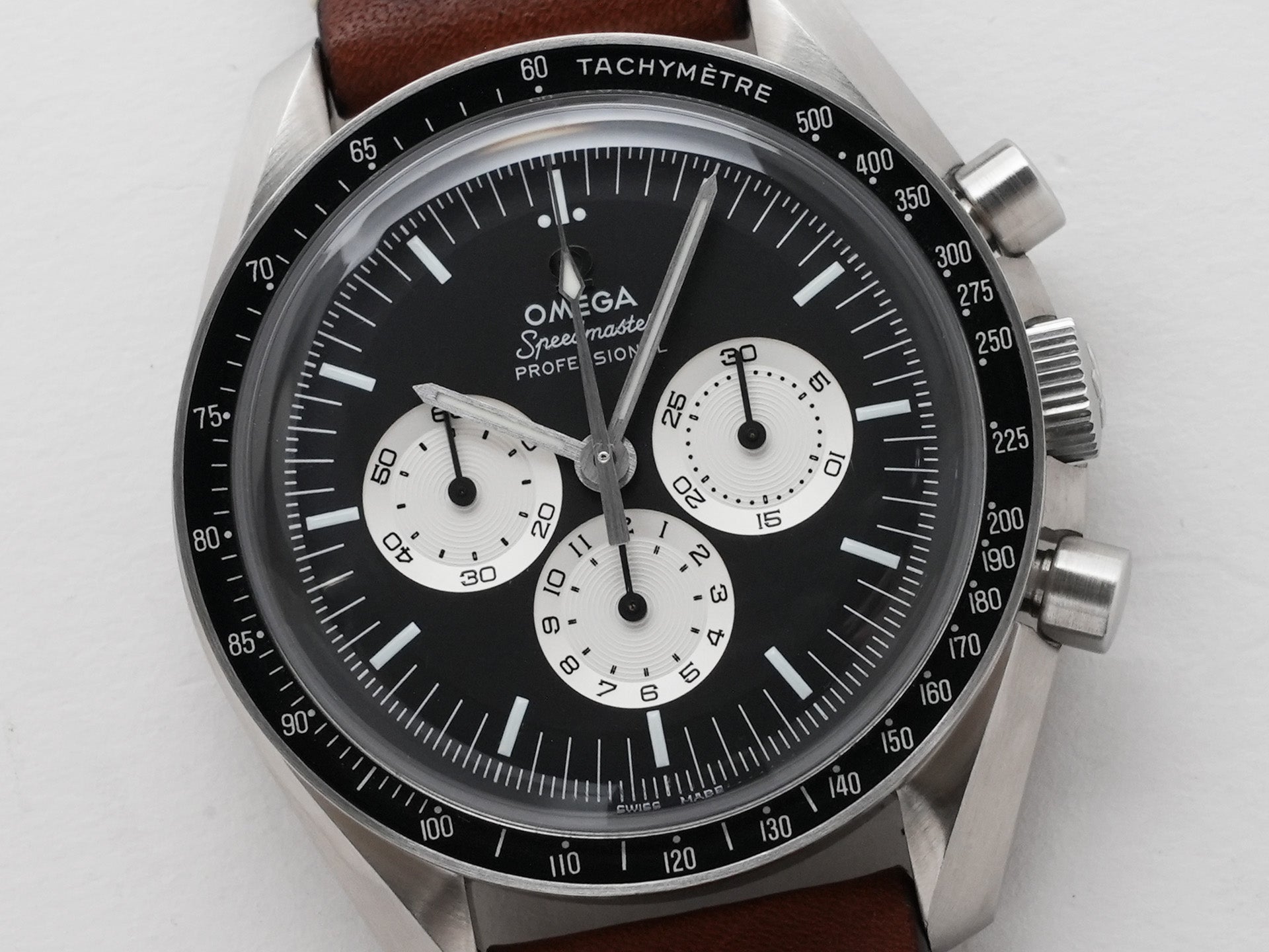 omega Speedmaster Speedy Tuesday Reference 311.32.42.30.01.001