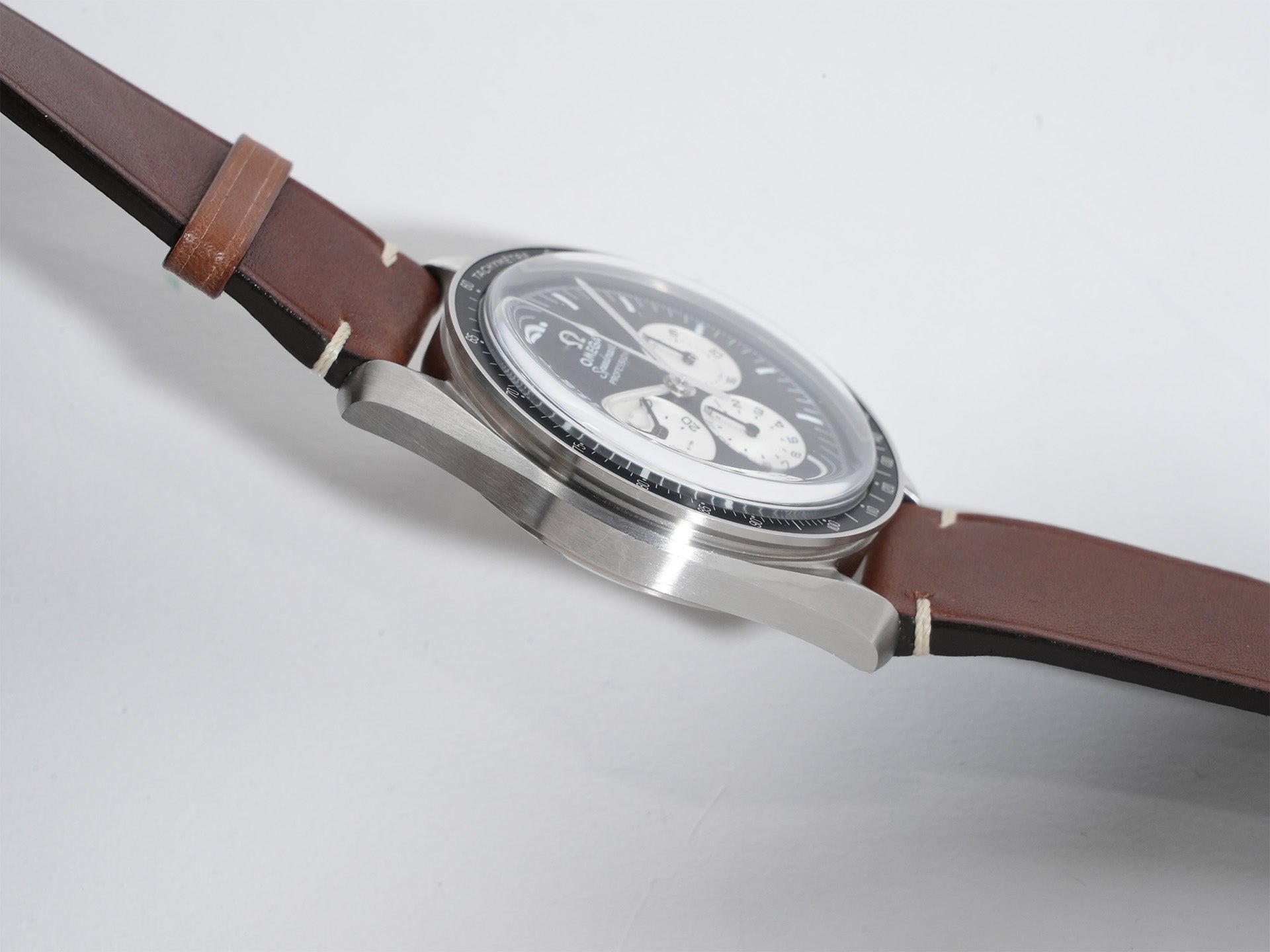 omega Speedmaster Speedy Tuesday Reference 311.32.42.30.01.001