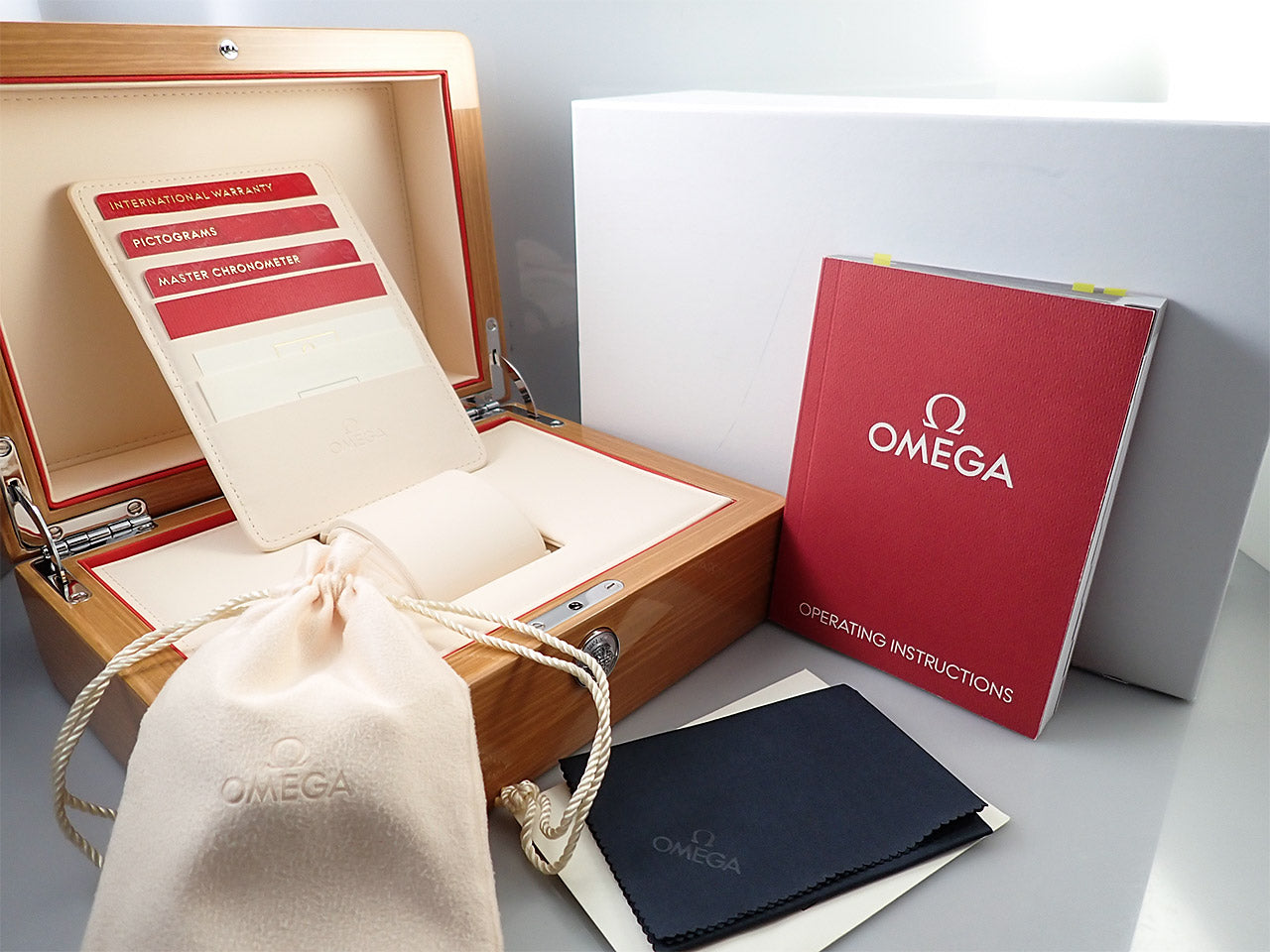 omega Seamaster Planet Ocean Reference 215.92.46.51.01.001