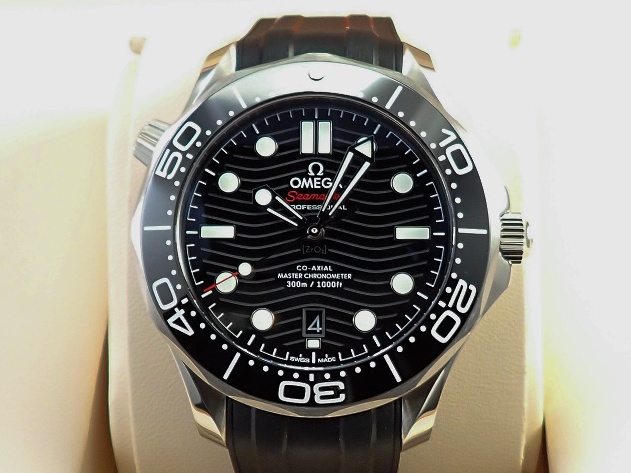 omega Seamaster Diver 300M Co-Axial Master Chronometer 42MM Reference 210.32.42.20.01.001