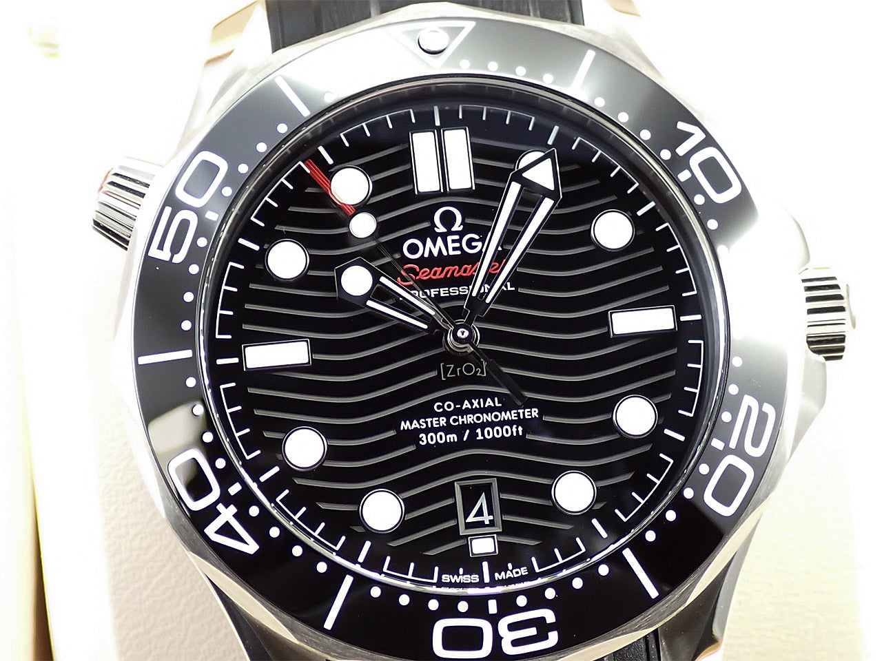 omega Seamaster Diver 300M Co-Axial Master Chronometer 42MM Reference 210.32.42.20.01.001