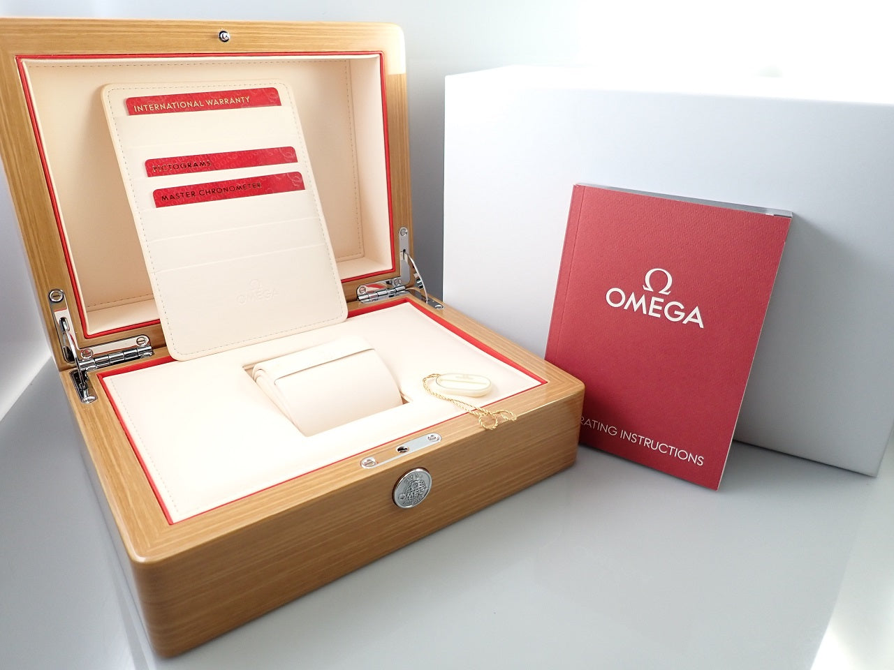 omega Seamaster Diver 300M Co-Axial Master Chronometer 42MM Reference 210.32.42.20.03.001