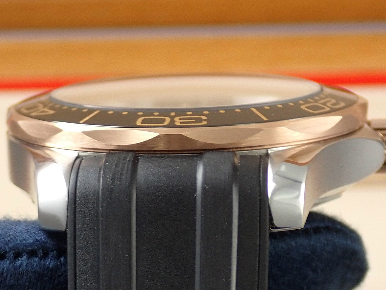 omega Seamaster Diver 300M Co-Axial Master Chronometer 42MM Reference 210.22.42.20.01.002