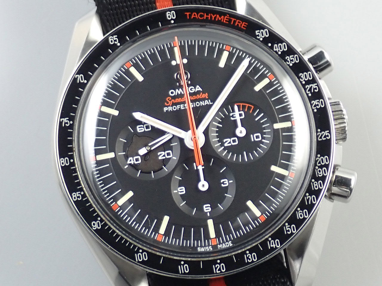 omega Speedmaster Speedy Tuesday Ultraman Reference 311.12.42.30.01.001