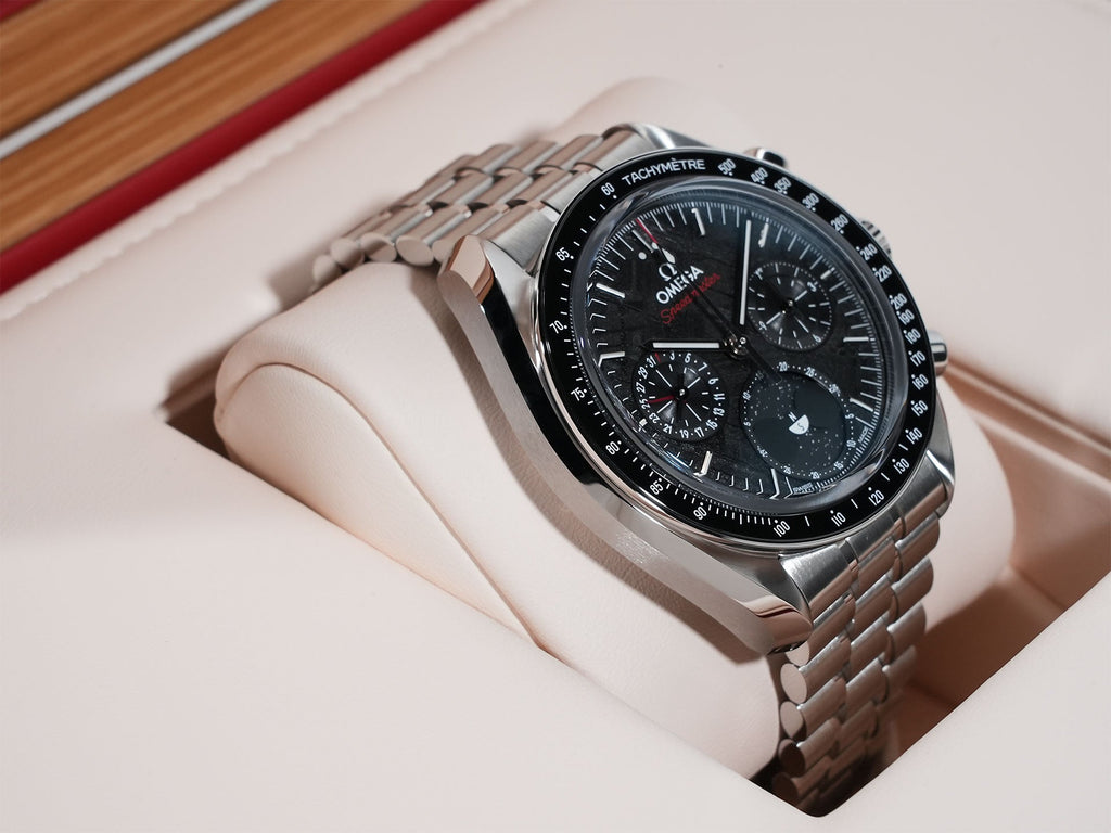 omega Speedmaster Moonphase Meteorite Reference 304.30.43.52.01.001