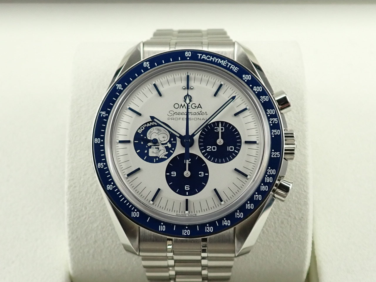 omega Speedmaster Silver Snoopy Award Apollo 13 50th Anniversary Reference 310.32.42.50.02.001