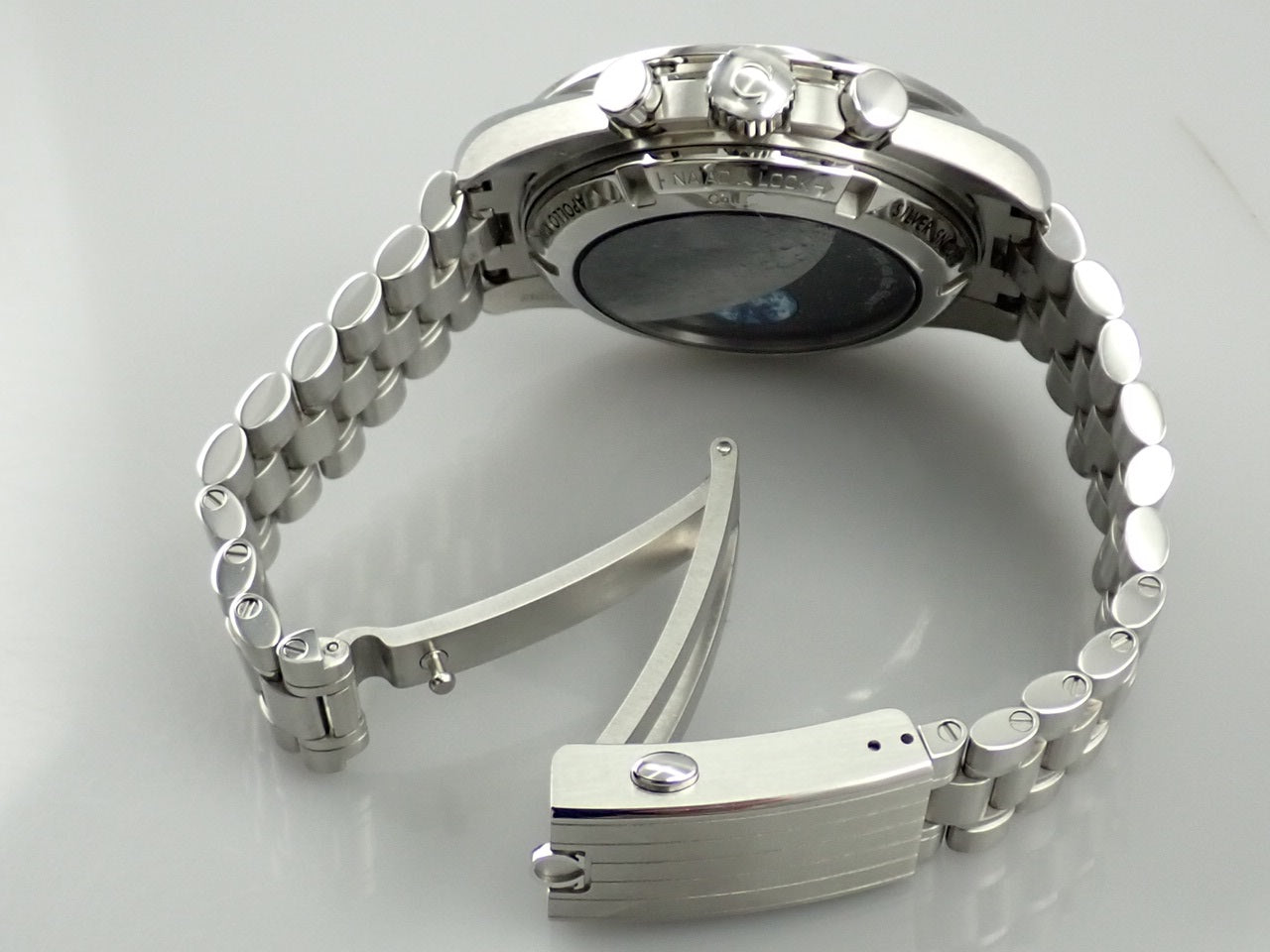 omega Speedmaster Silver Snoopy Award Apollo 13 50th Anniversary Reference 310.32.42.50.02.001