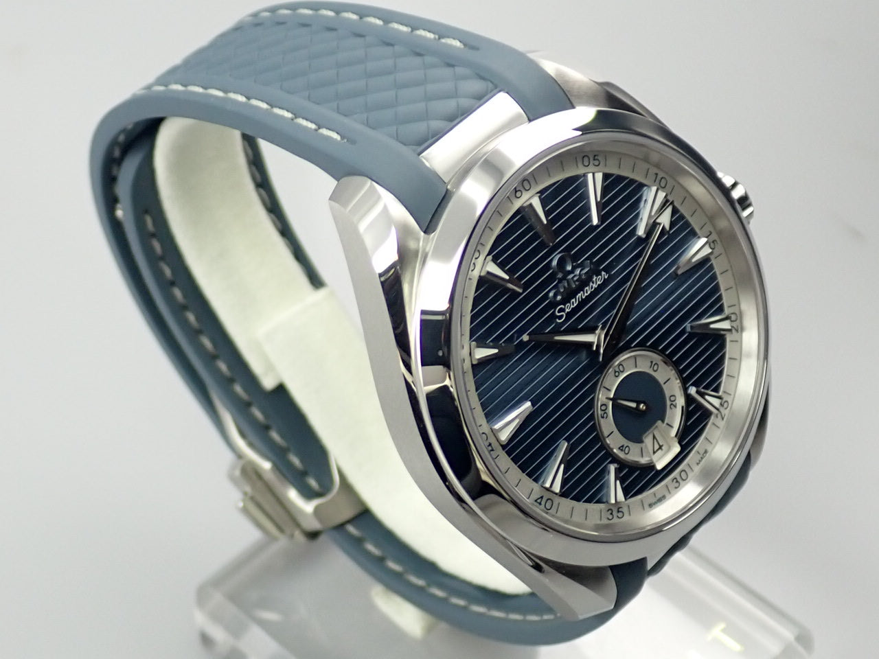 omega Seamaster Aqua Terra 150M Co-Axial Master Chronometer Small Second 41MM Reference 220.12.41.21.03.005