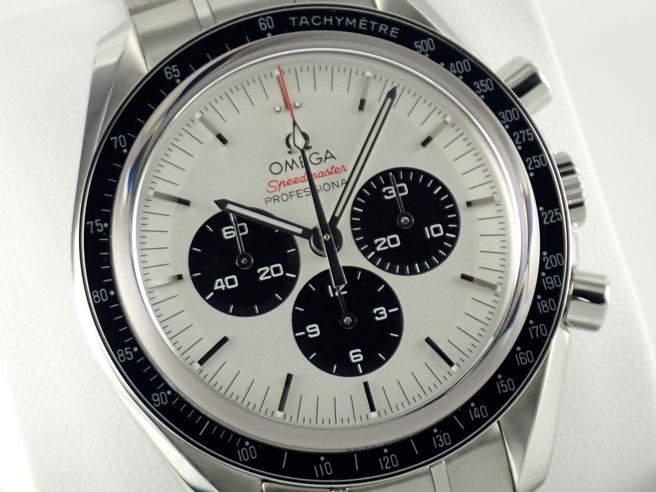 omega Speedmaster Chronograph 42mm Tokyo 2020 Limited Edition Reference 522.30.42.30.04.001