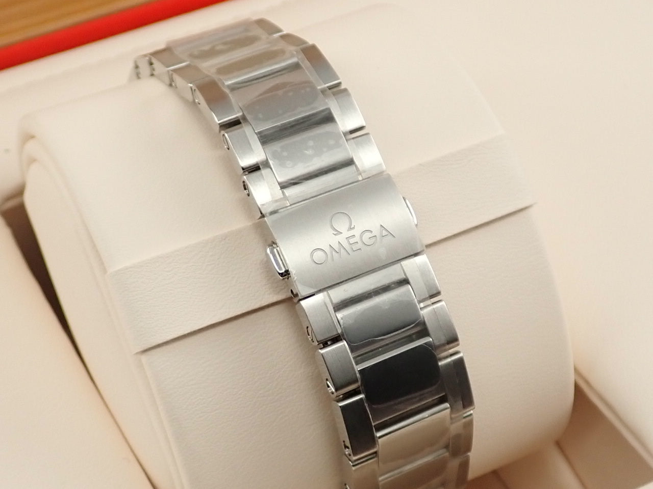 omega Seamaster Aqua Terra Co-Axial Master Chronometer Reference 220.10.38.20.03.001