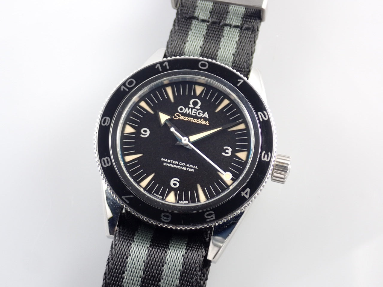 omega Seamaster 300 Reference 233.32.41.21.01.001