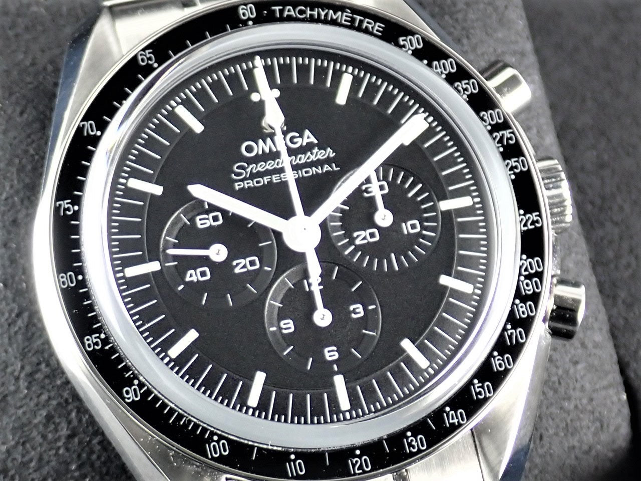 omega Speedmaster Reference 310.30.42.50.01.002