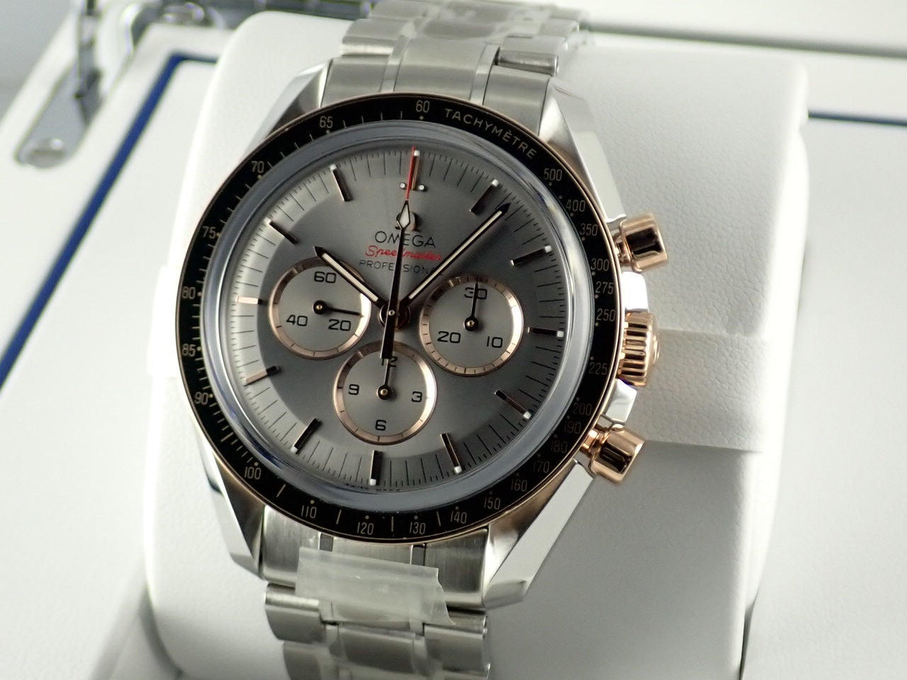 omega Speedmaster Chronograph Reference 522.20.42.30.06.001