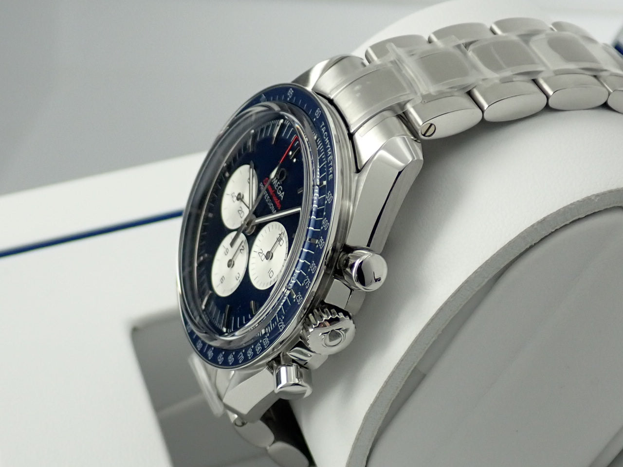 omega Speedmaster Chronograph Reference 522.30.42.30.03.001
