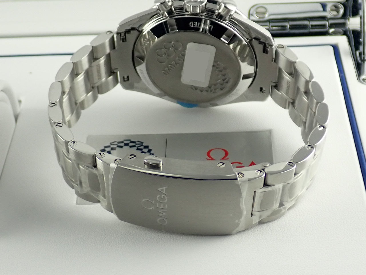 omega Speedmaster Chronograph Reference 522.30.42.30.03.001