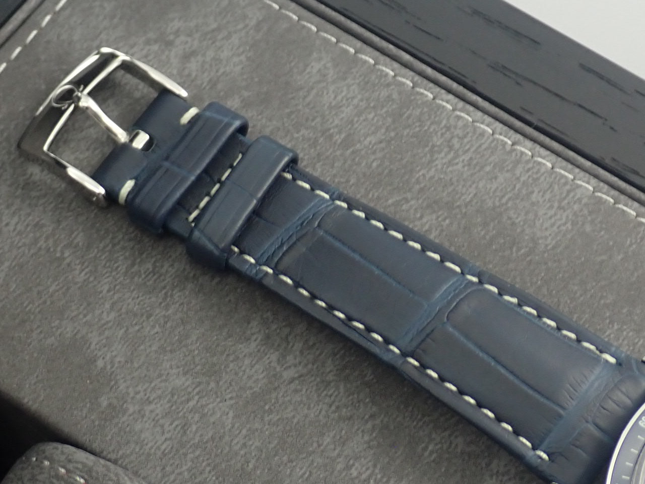 omega Speedmaster Reference 311.33.40.30.02.001
