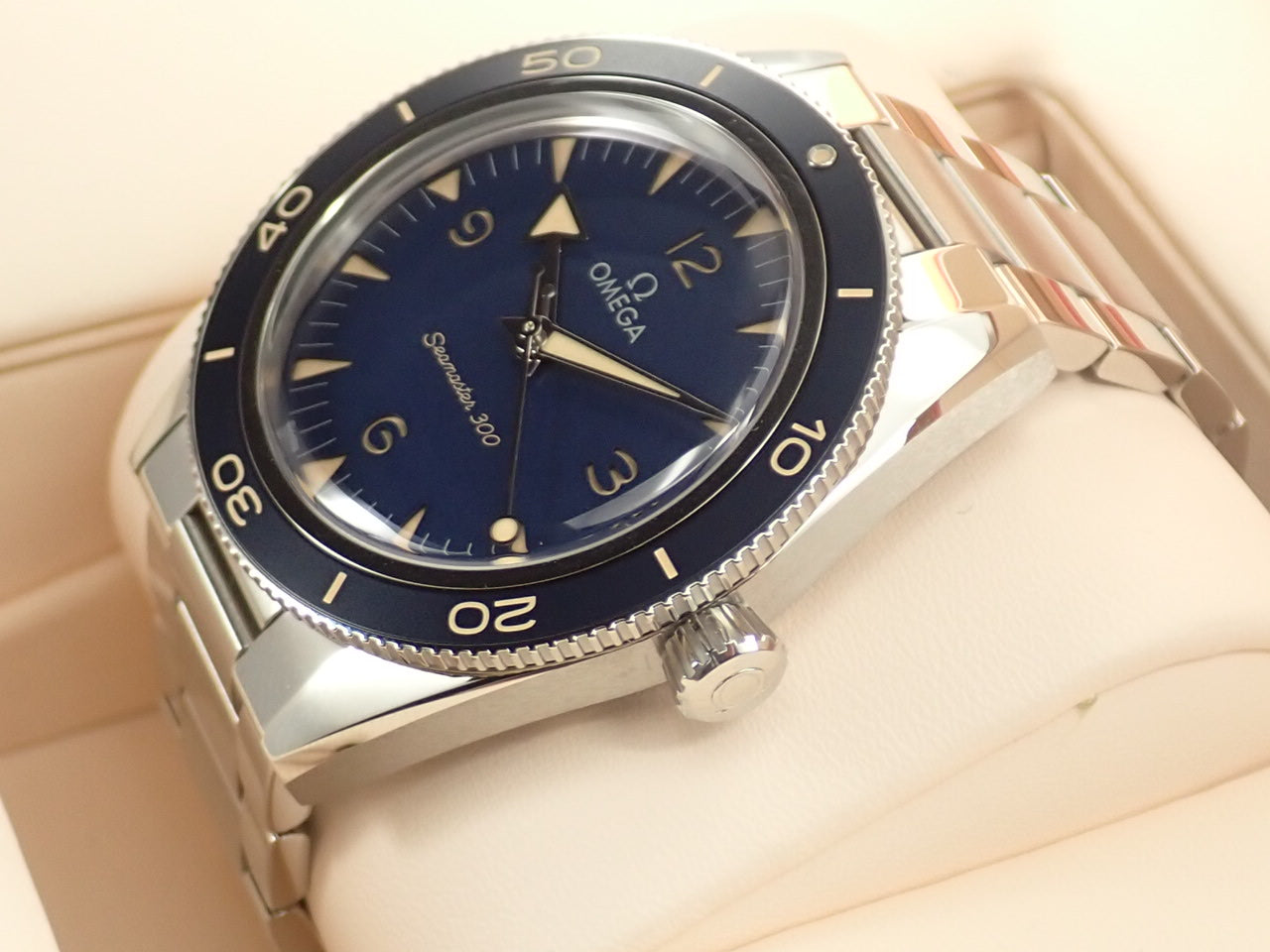 omega Seamaster 300 Co-Axial Master Chronometer Reference 234.30.41.21.03.001