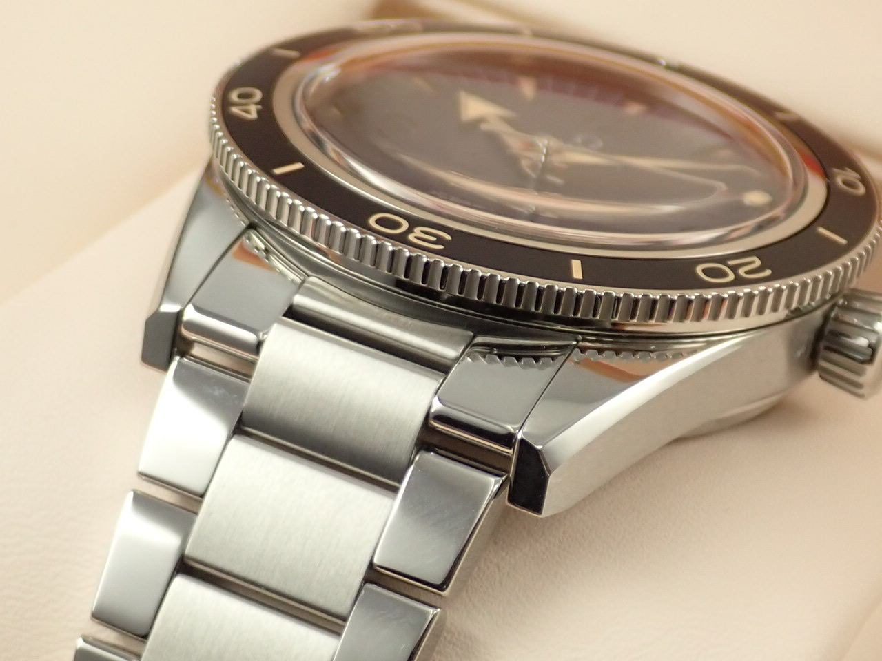 omega Seamaster 300 Co-Axial Master Chronometer Reference 234.30.41.21.03.001