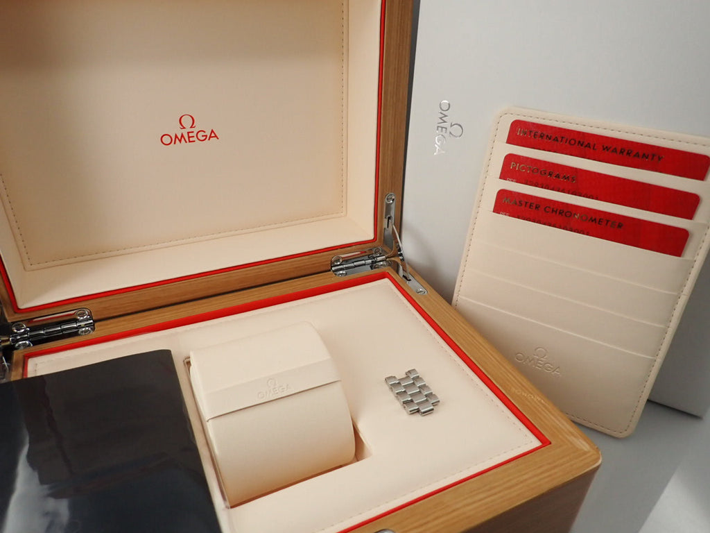 omega Speedmaster Co-Axial Master Chronometer Reference 329.30.43.51.03.001