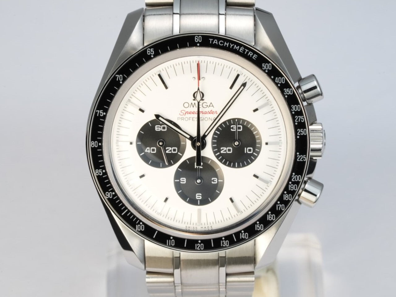 omega Speedmaster Commemorative Edition Chronograph 42mm Reference 522.30.42.30.04.001