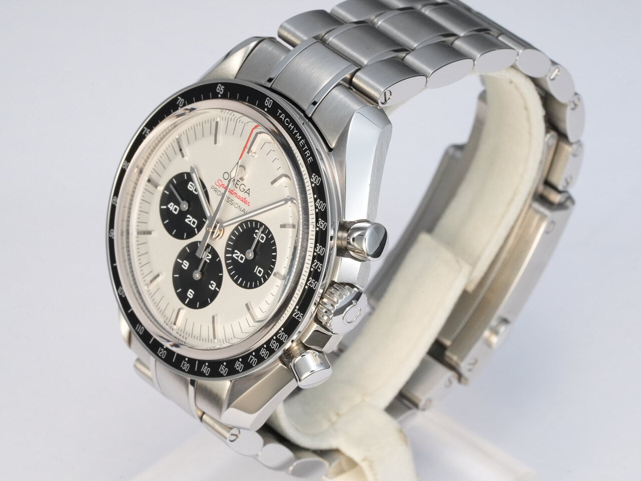 omega Speedmaster Commemorative Edition Chronograph 42mm Reference 522.30.42.30.04.001