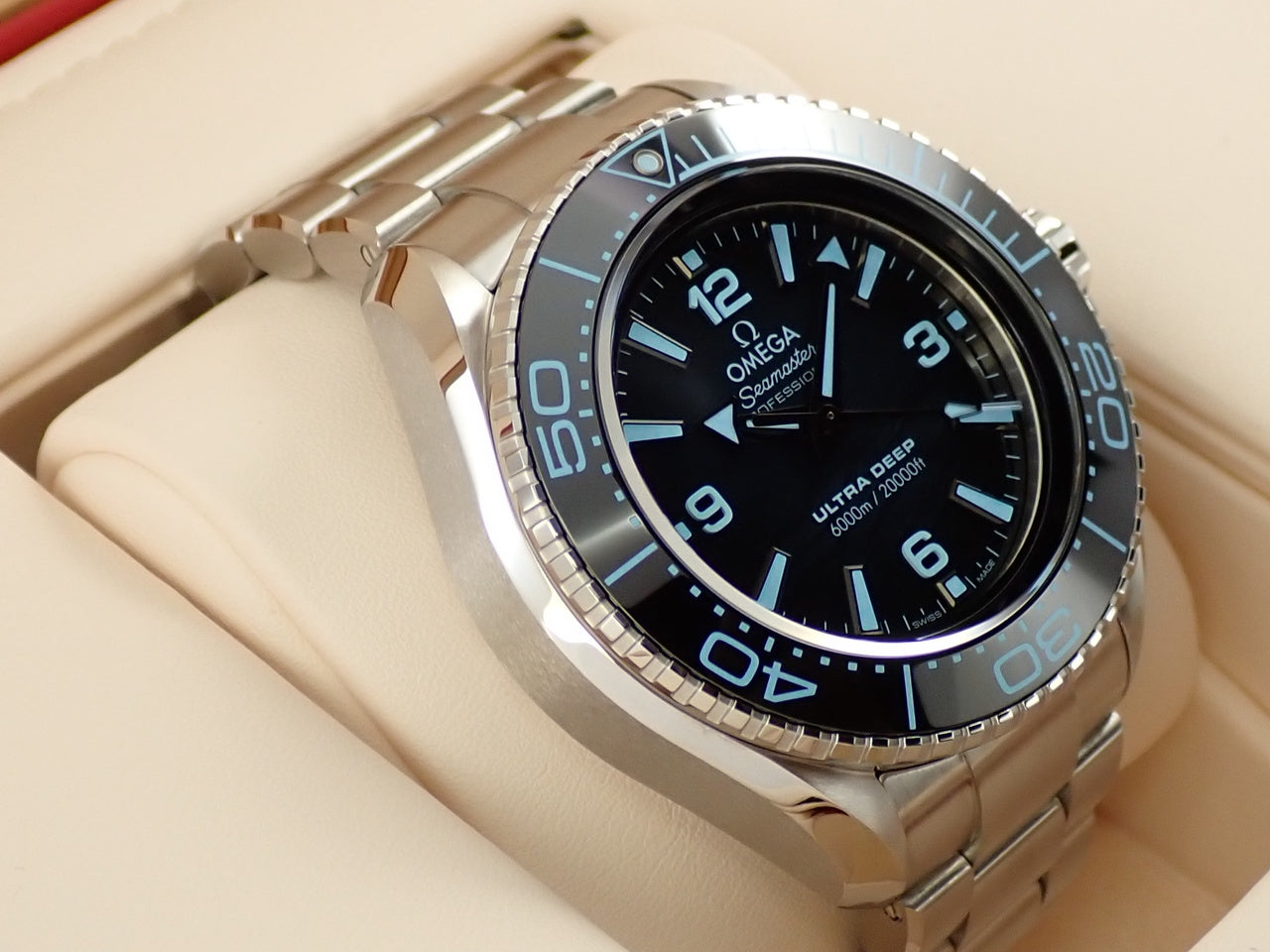 omega Seamaster Planet Ocean 6000M Ultra Deep Reference 215.30.46.21.03.002